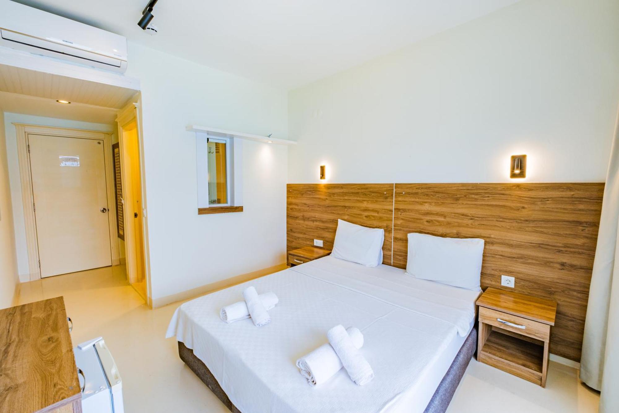 La Moda Beach Hotel Kas Exterior foto